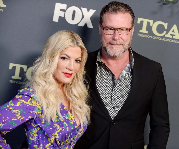 Tori Spelling Explains Dean McDermotts Absence From Holiday Card Photo
