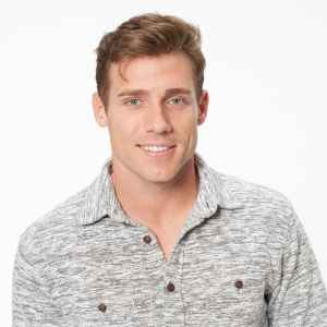 Who Is Chris Sutton 5 Things Know About Bachelorette Alleged Snake