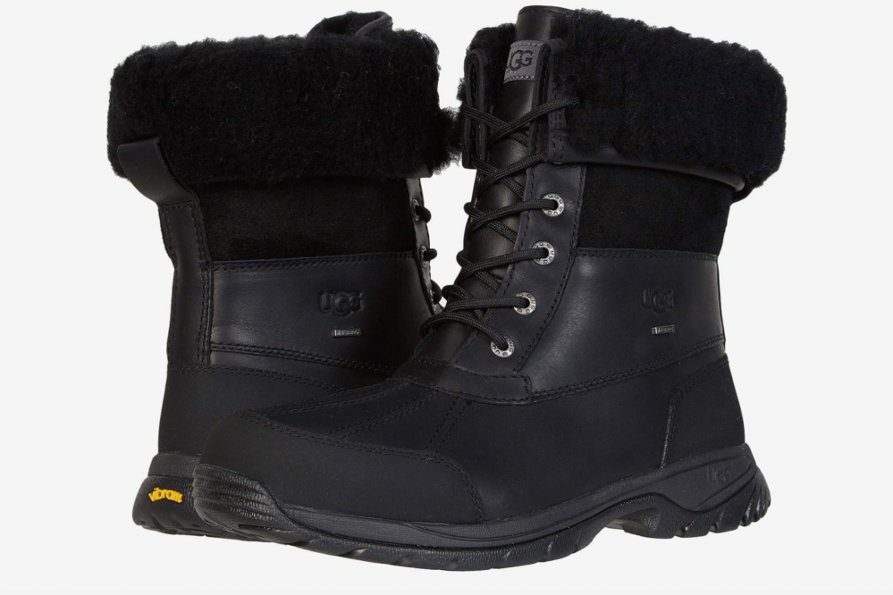 black-ugg-boots