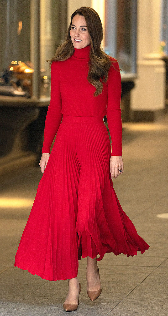 duchess-kate-middleton-red-turtleneck-skirt