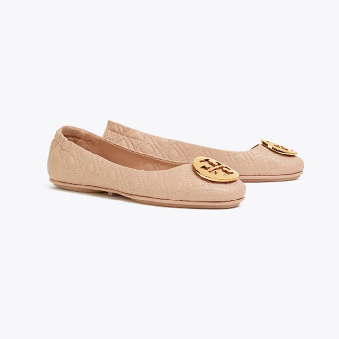 holiday-fashion-pieces-tory-burch-flats