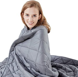 twin-bed-blanket