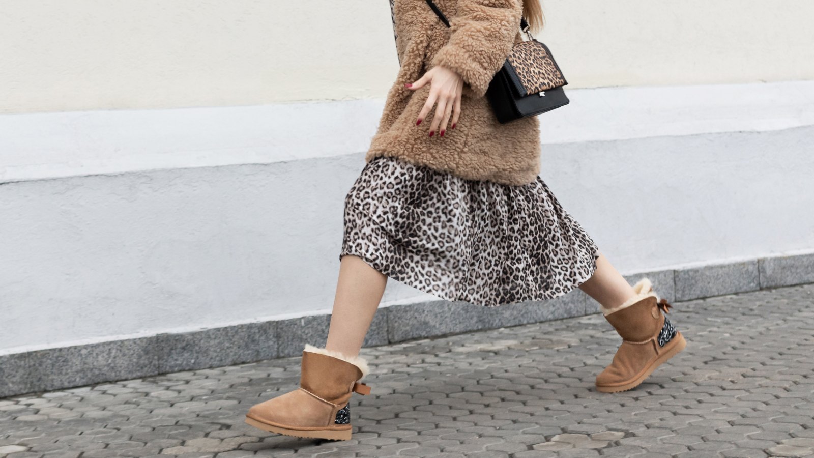 ethiek Helaas les Shop the Best Early Black Friday Deals on UGG Shoes