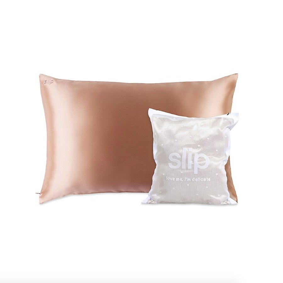 us-gift-picks-slip-silk-pillowcase