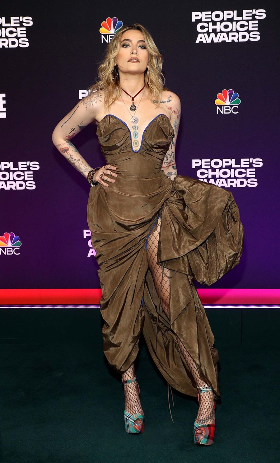 2021 Peoples Choice Awards See What Stars Wore Peoples Choice Awards