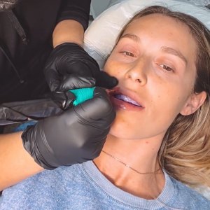 Alexa PenaVega Films Lip Brushing Procedure for Curious Fans: ‘I’ve Been Getting So Many Questions’