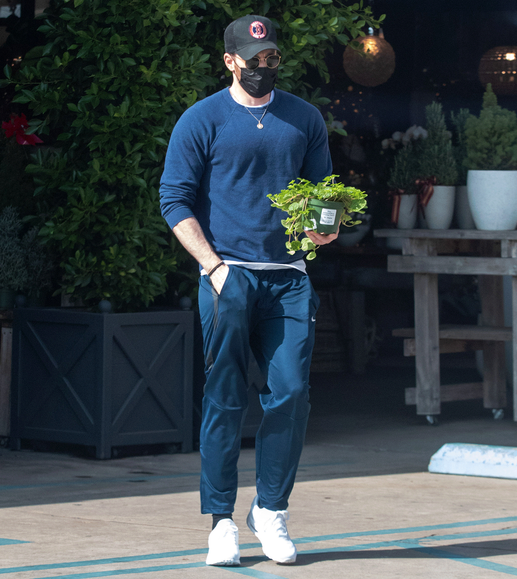 Stars — They're Just Like Us!