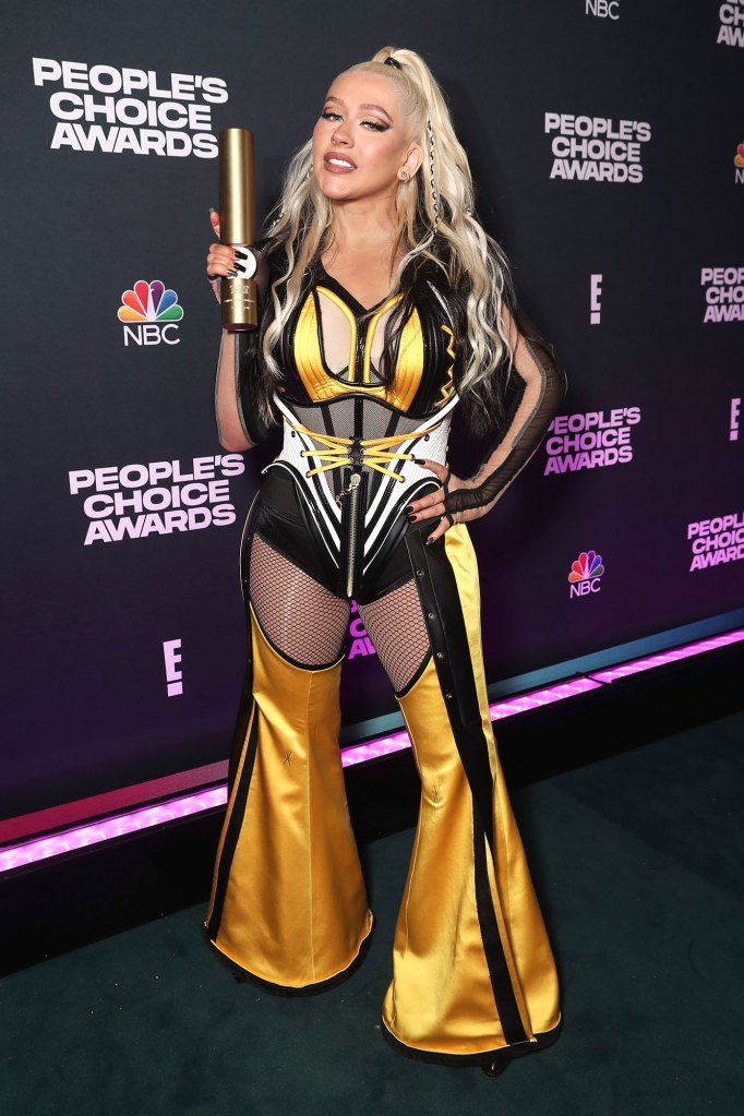Christina Aguilera Honored With 1st Music Icon Trophy at the People’s Choice Awards 2021 2021 Peoples Choice Awards