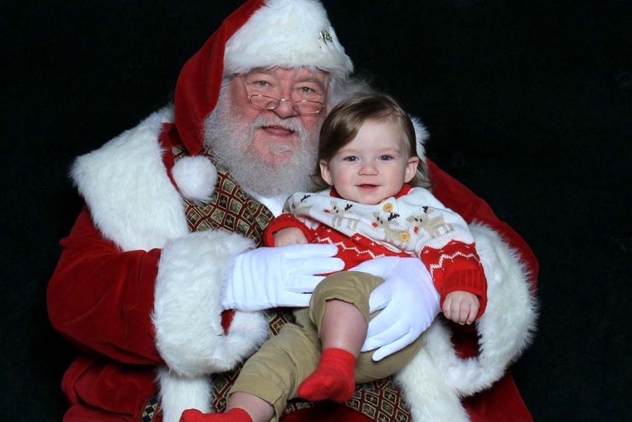 Cruz Meets Santa Claus See Brittany Cartwright Jax Taylo’s Sons Pics