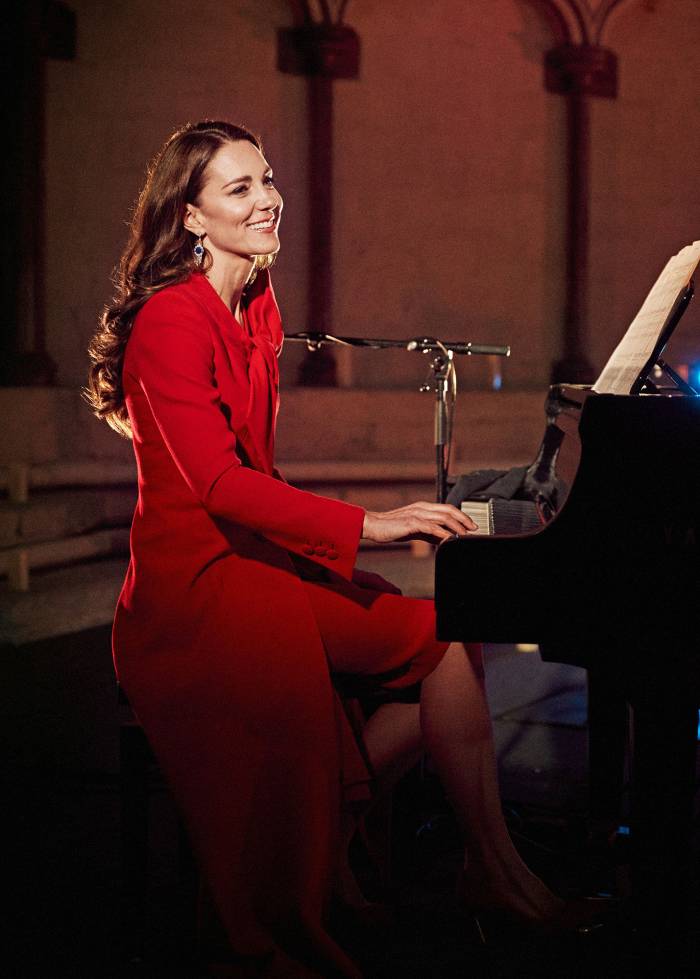 Duchess Kate Plays Piano During Christmas TV Special