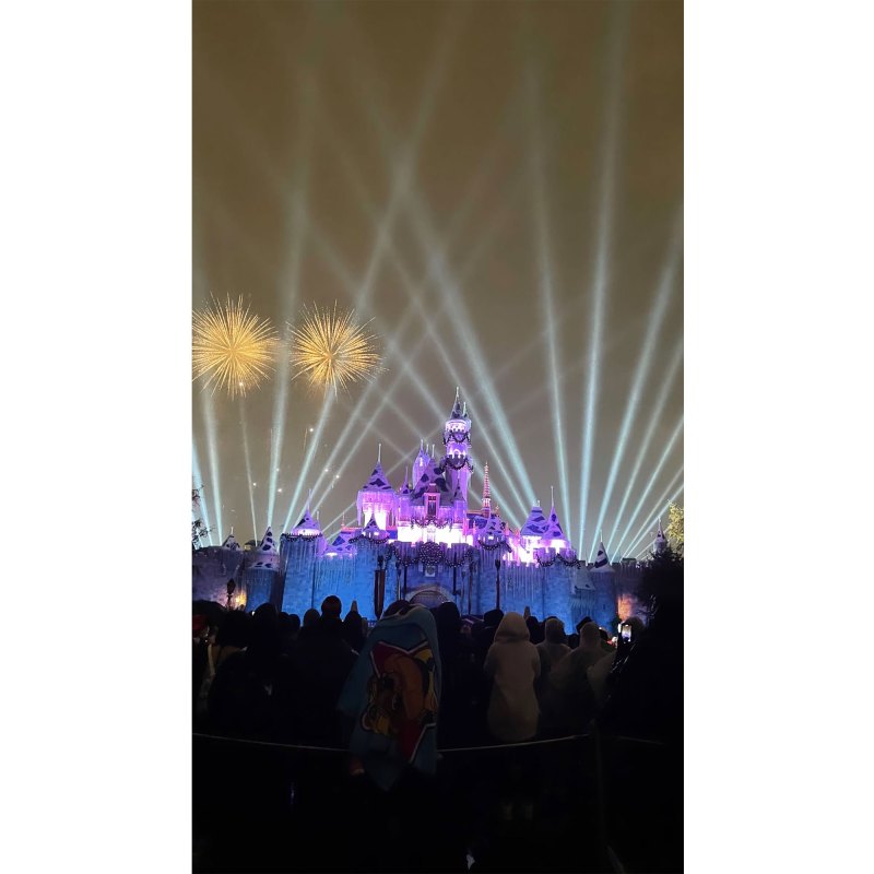 Inside Kourtney Kardashian and Travis Barker Instagram Holiday Trip to Disneyland With Kids 03