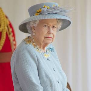 Intruder With Crossbow Arrested Windsor Castle Queen Elizabeth II Celebrated Christmas