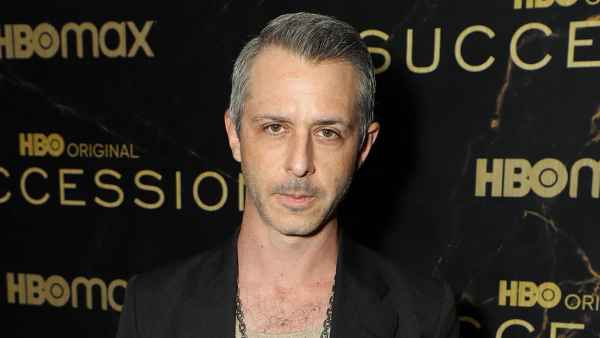 Jeremy Strong's ‘Succession’ Costars Respond to His Intense Method Acting Approach