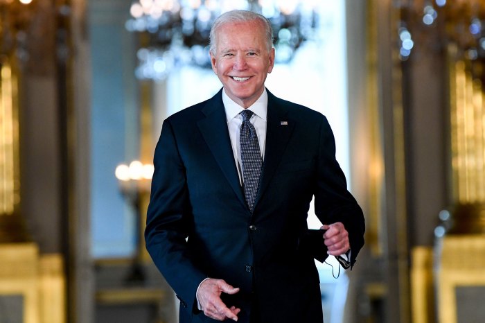 Joe Biden's Dog Major Has a New Family, White House Will Get a Cat in 2022 2