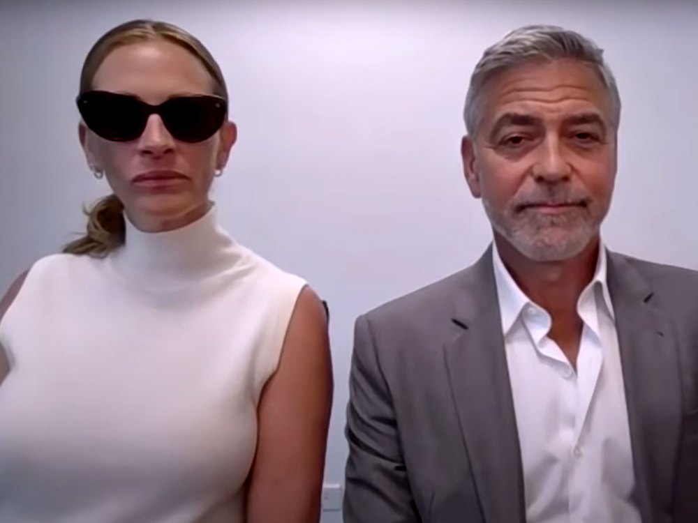 Julia Roberts Hilariously Crashes George Clooney's TV Appearance in Style