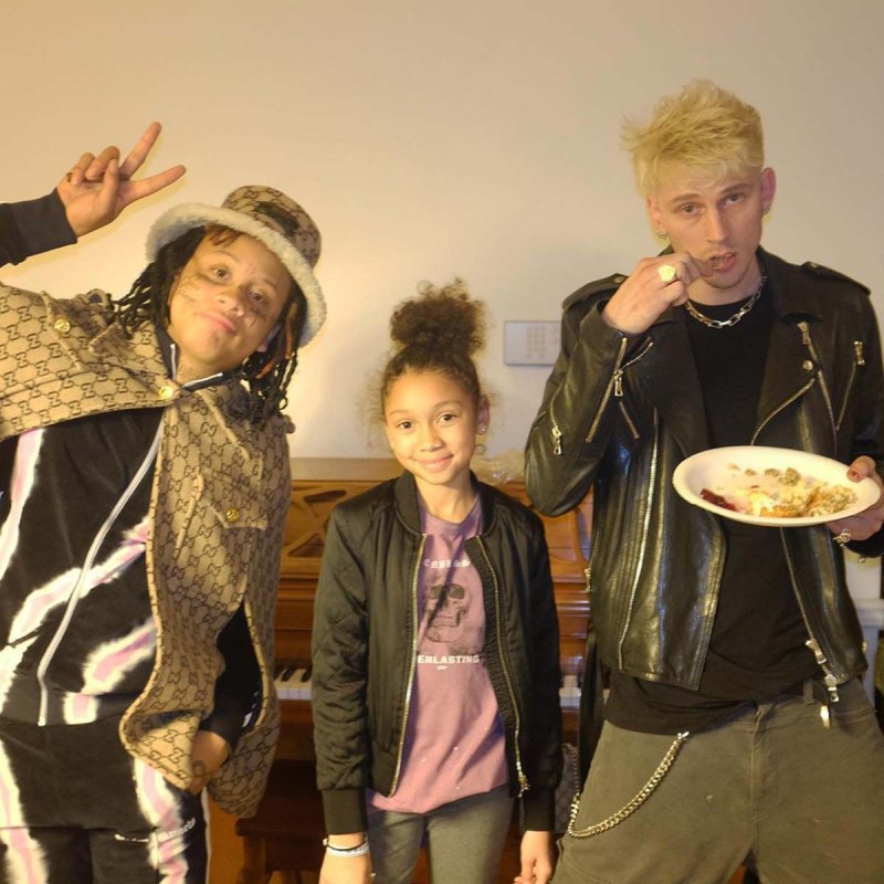 Machine Gun Kelly Daughter Casie’s Sweetest Moments Together Photos