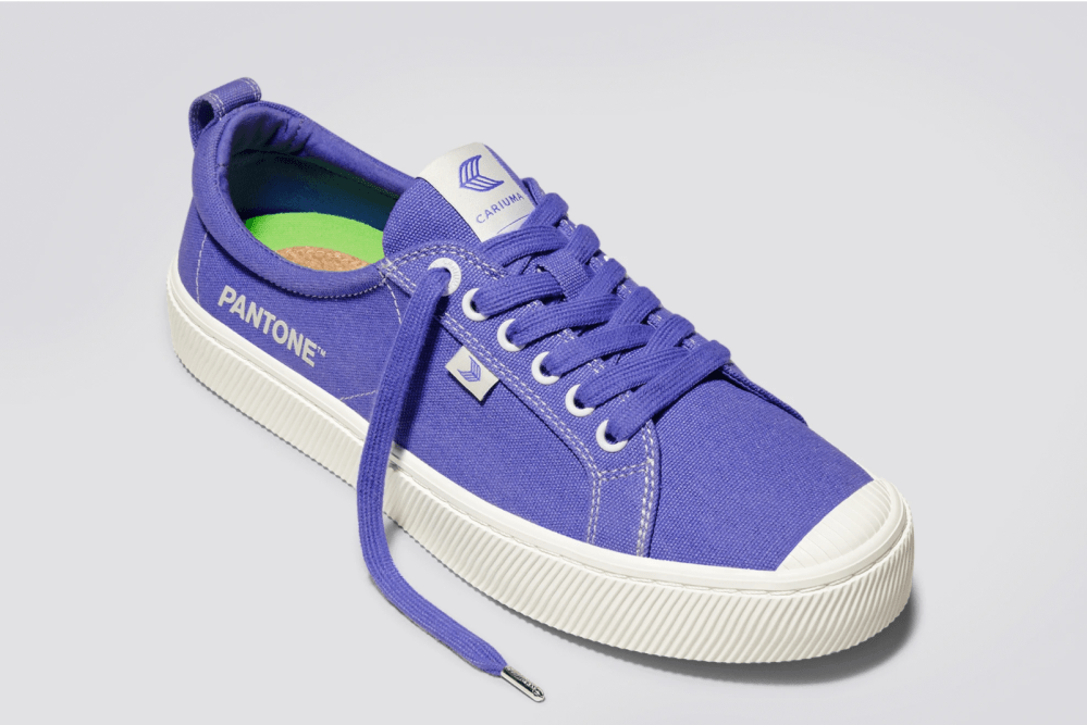 Pantone Very Peri/Off-White Canvas OCA Low