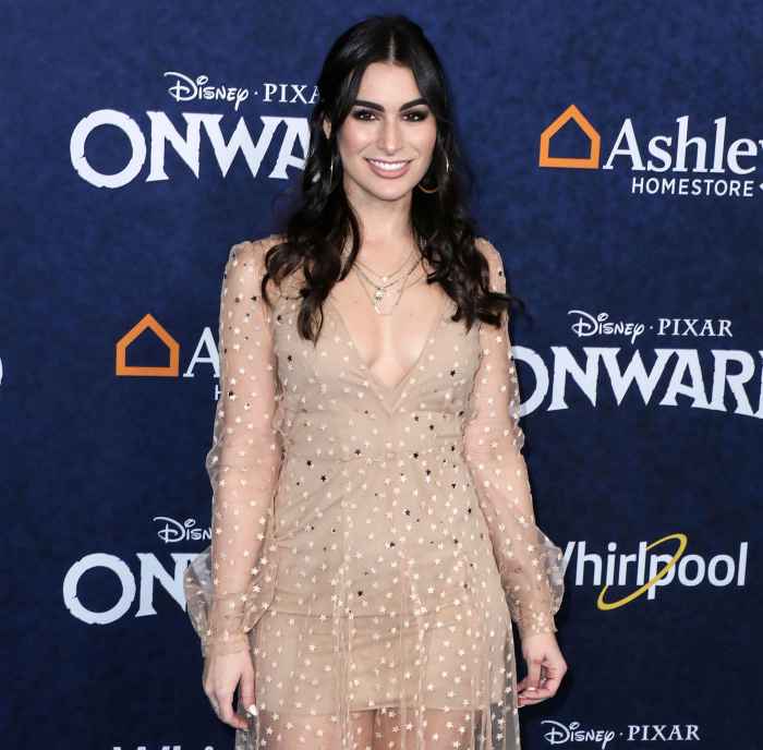 Pregnant Ashley Iaconetti Shows Bare Baby Bump 7 Weeks Ahead of 1st Child Arrival