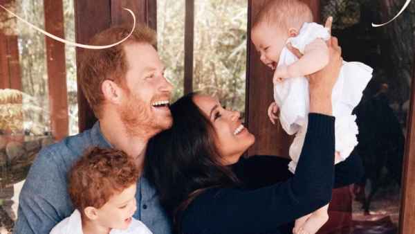 Prince Harry and Meghan Markle Debut Daughter Lili With Adorable Christmas Card