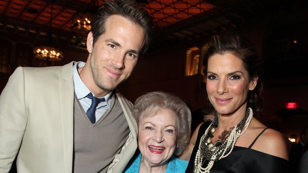 Ryan Reynolds Honors ‘The Proposal’ Costar Betty White After Her Death