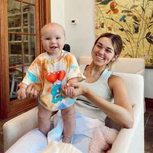 Sadie Robertson 7-Month-Old Daughter Honey Takes Her 1st Steps