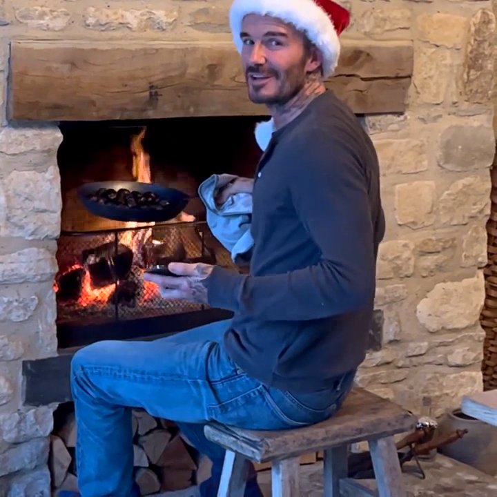 Christmas Roast! Victoria Beckham Mocks Husband David's Holiday Singing
