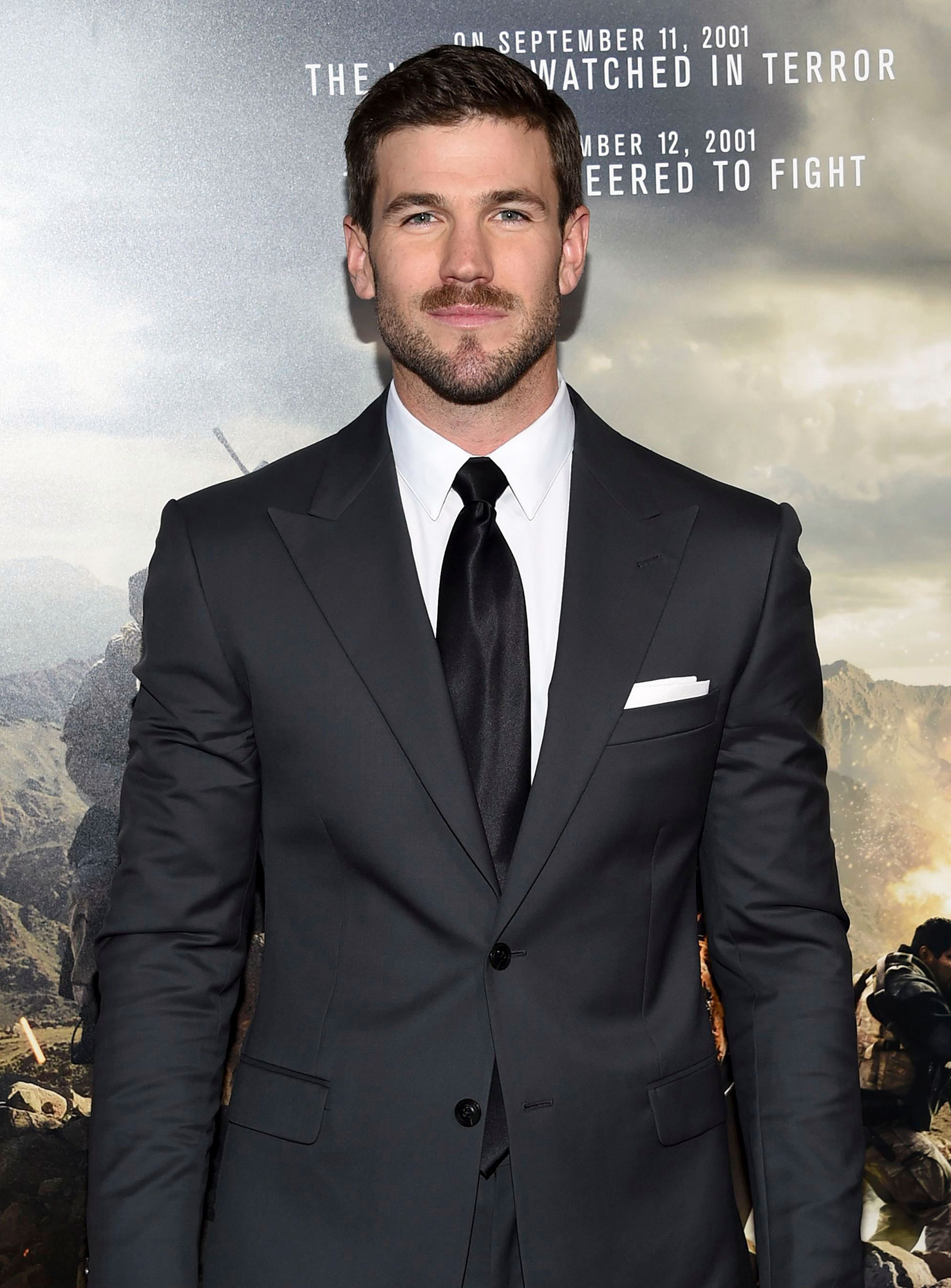 Who Is Austin Stowell 5 Things to Know About Lucy Hales The Hating Game Costar