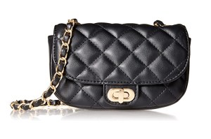 black, quilted handbag, chain, crossbody