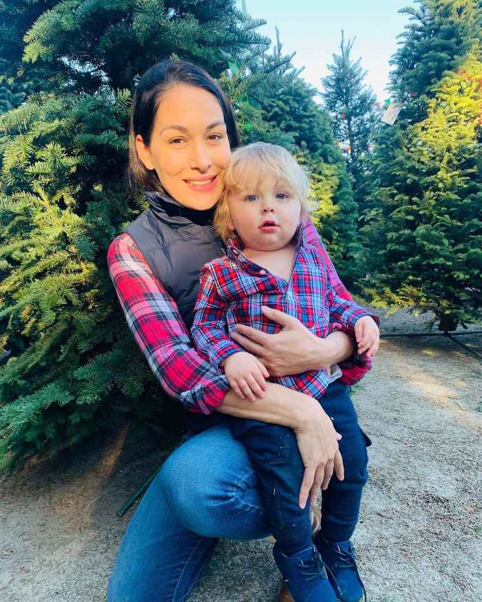 Brie Bella Describes Son Buddys Super Gross Accident Poop Tracks Everywhere