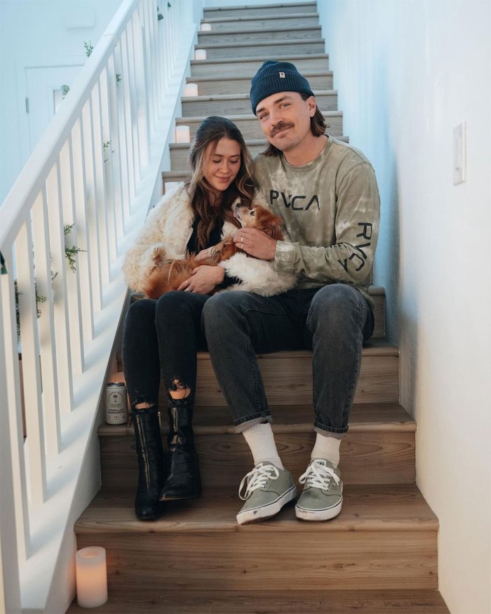 Caelynn Miller-Keyes and BF Dean Unglert Welcome New Rescue Puppy After Death of Dog Pappy