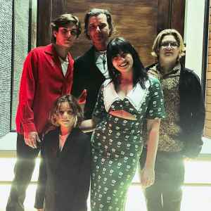 Gavin Rossdale Shares Rare Photo With His 4 Kids to Celebrate Daughter Daisy’s Birthday