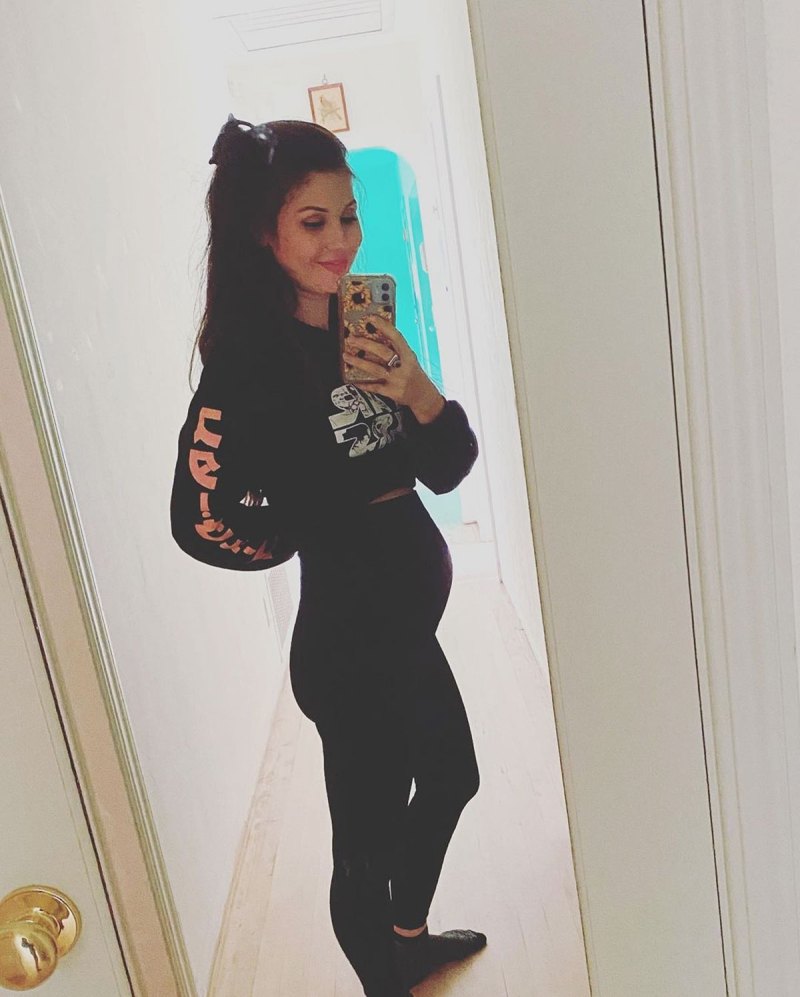 ICYMI Bachelor Britt Nilsson Pregnant With Baby No 2