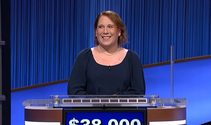 Jeopardy's Amy Schneider Earns More Than $1 Million Joining Ken Jennings in Millionaire's Circle