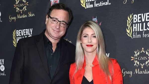 Kelly Rizzo Reshares Tributes to Late Husband Bob Saget