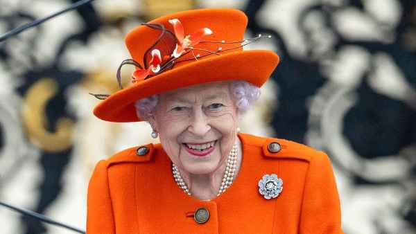 Queen Elizabeth II's Commemorative Coin Revealed Ahead of Platinum Jubilee