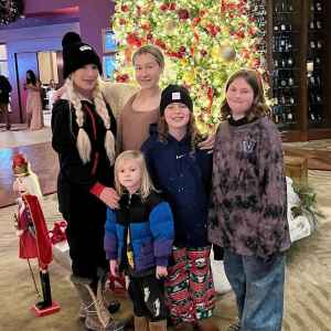 Tori Spelling Entire Family Tests Positive for COVID-19 3