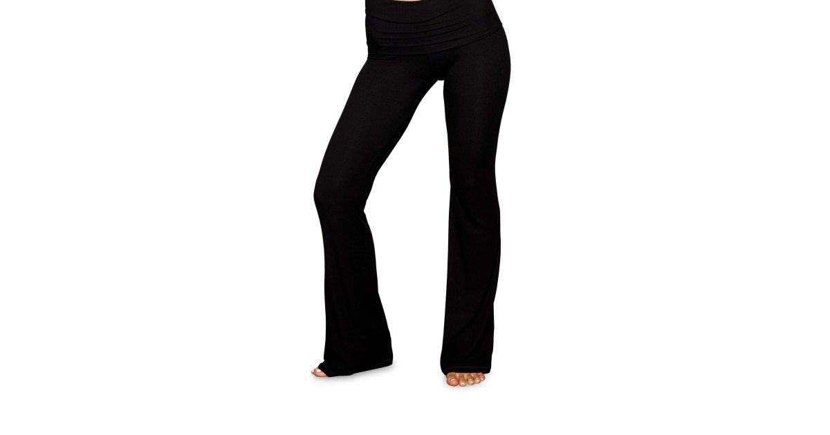 Lounge Like a Kardashian in These Buttery Soft Foldover Pants From Skims.jpg