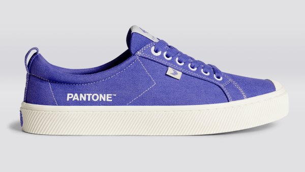 Very Peri sneakers