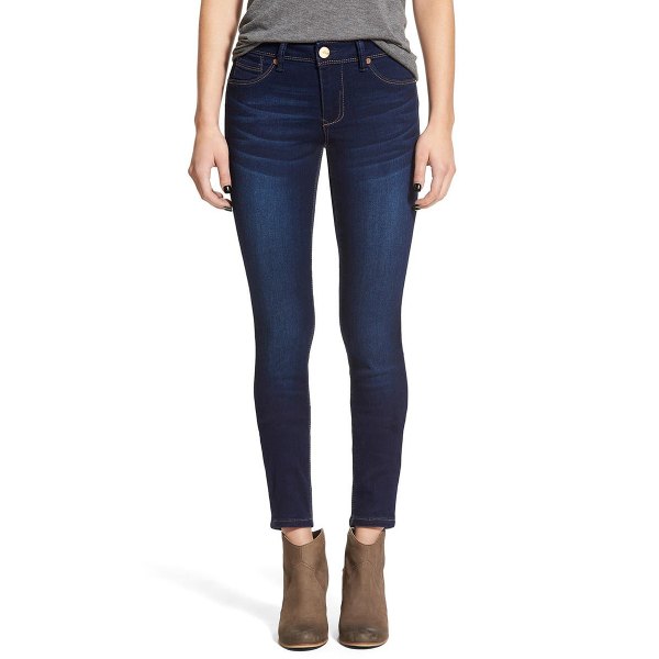 1822 Denim Butter Skinny Jeans Are Absurdly Soft and Stretchy | Us Weekly