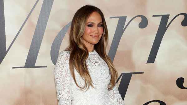 All the Ways Jennifer Lopez Marry Me Mimicks Her Life
