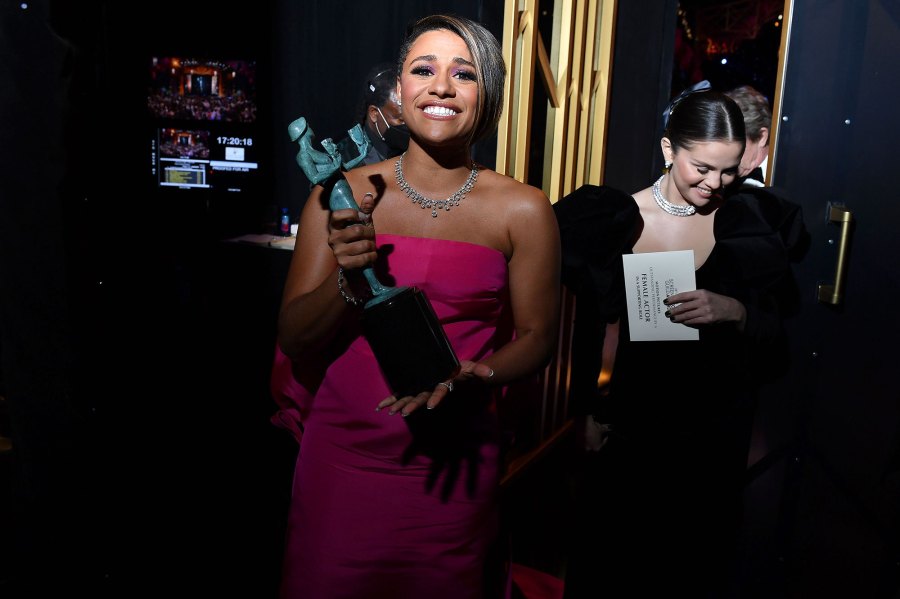 Ariana DeBose Inside the SAG Awards 2022 What You Didn't See on TV