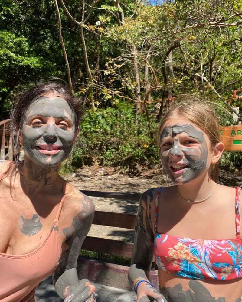Bethenny Frankel Doing Mud Masks With Daughter Bryn Is Too Cute Instagram