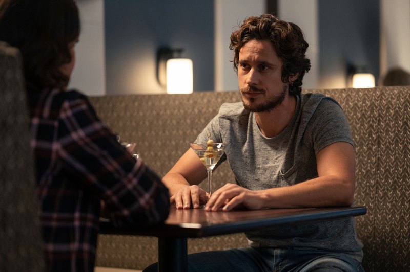Breaking Down Most Compelling Yellowjackets Theories Ahead Season 2 Peter Gadiot