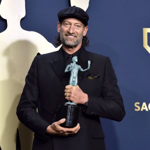 CODA's Troy Kotsur Makes History and More Must-See Moments from SAG Awards 2022
