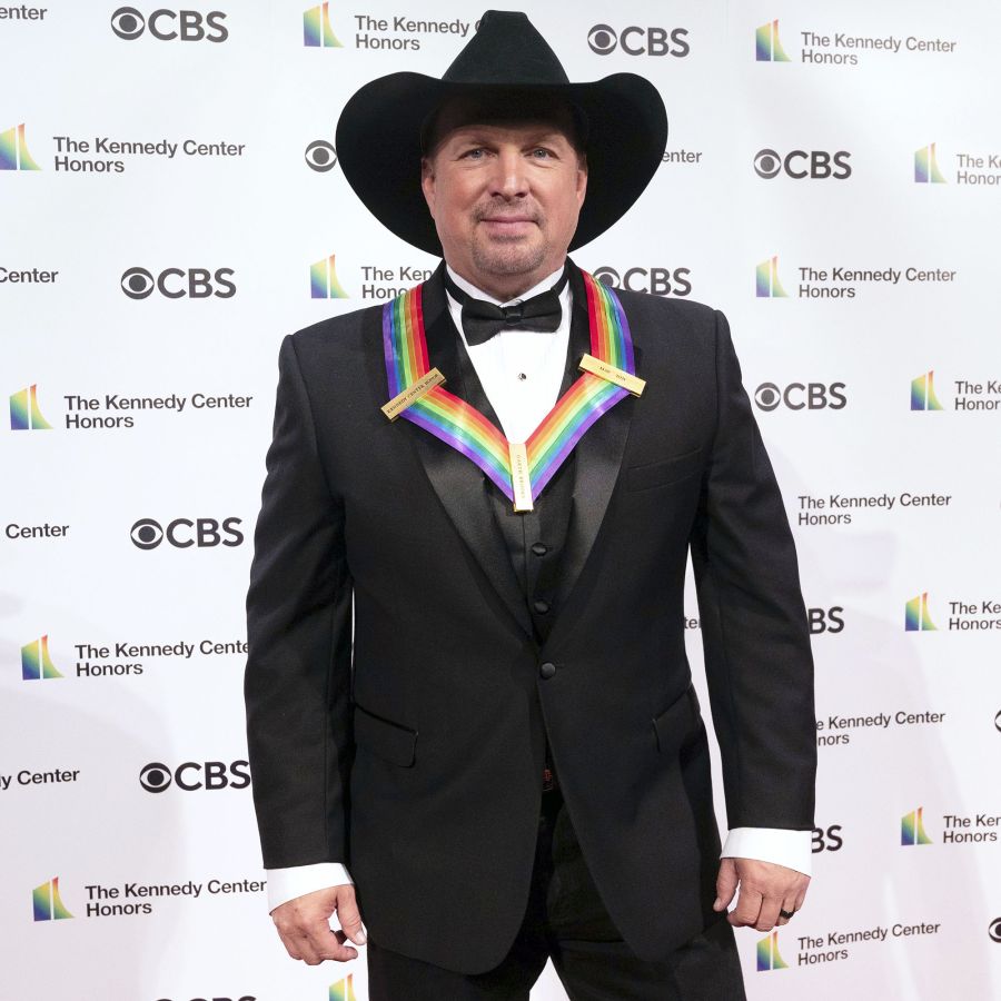 Celebrity Parents With Kids Named August Princess Eugenie More Garth Brooks