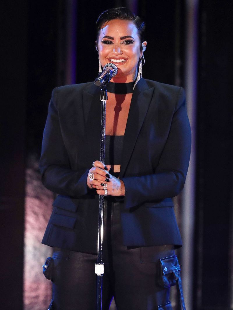 Demi Lovato Looks Back on Transformative 2 Years Global Citizen Live Perform Smile Microphone
