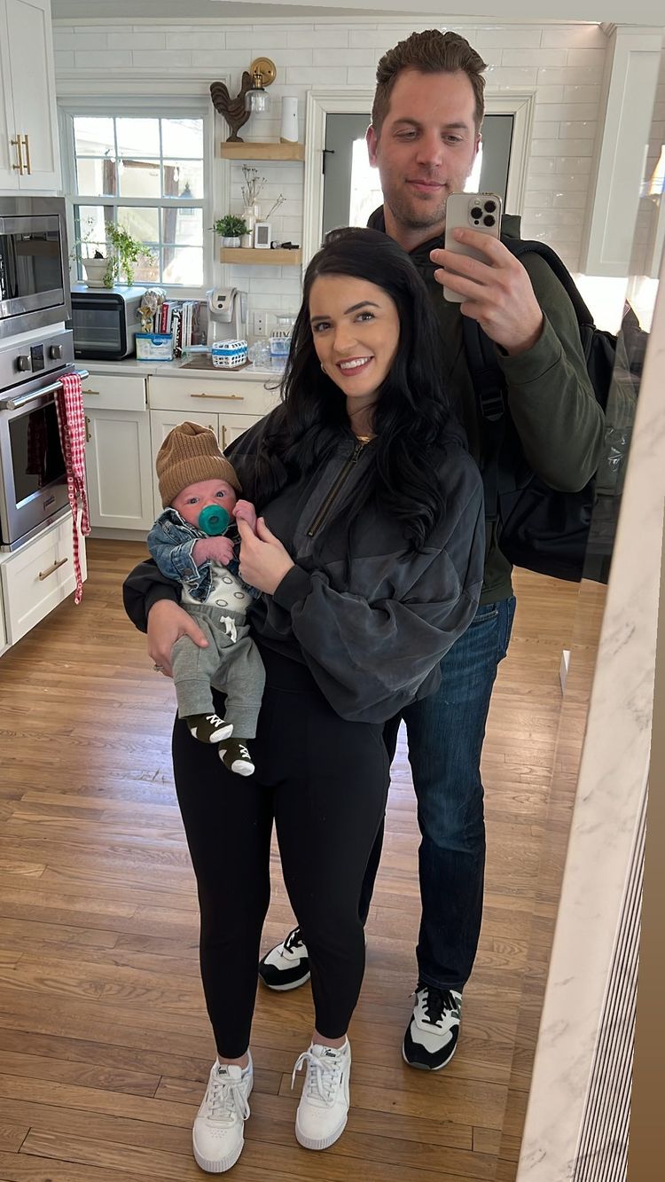 Family Photo! See Raven Gates and Adam Gottschalk’s Moments With Son Gates