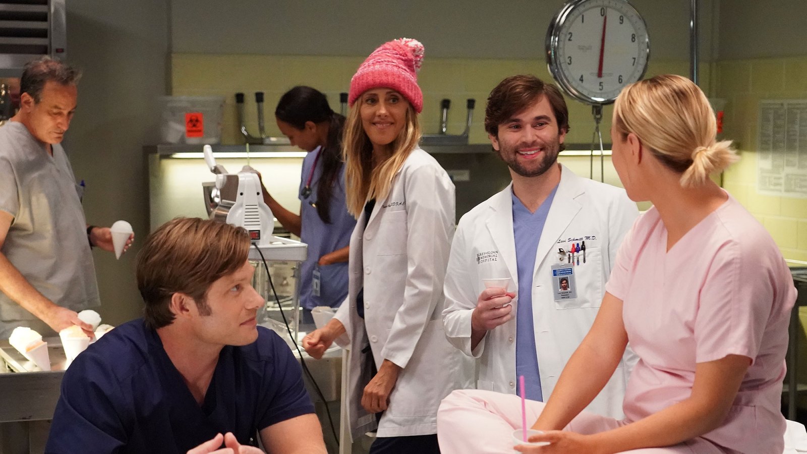 Grey’s Anatomy Showrunner Teases 400th Episode as a Pretty Big Event Jokes It Won’t Include a Musical