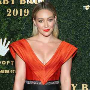 Hilary Duff Had to Cover Up Majority of Her Tattoos for How I Met Your Father