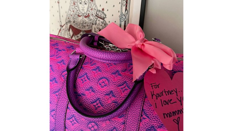 Flowers! Handbags! See the Kardashian-Jenners' Lavish Valentine’s Gifts